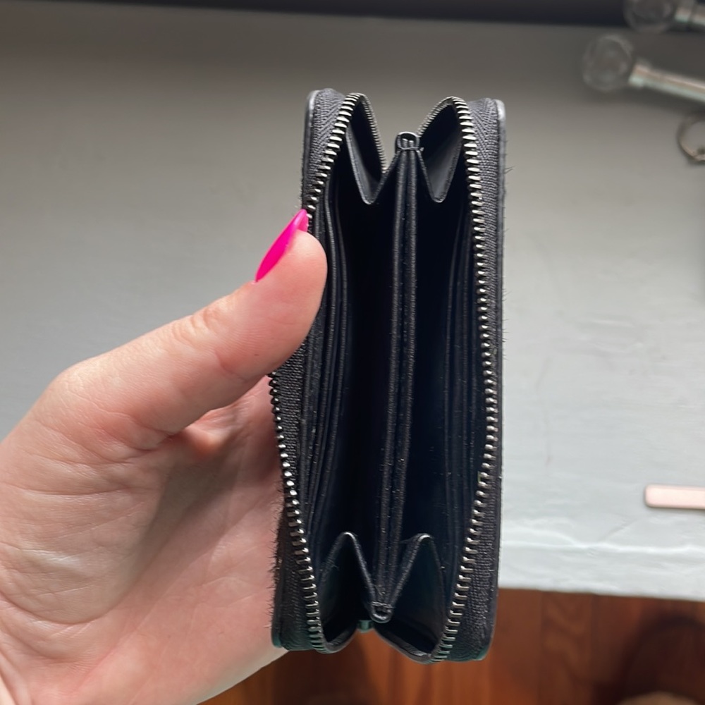 Wallet - Picture 2 of 4